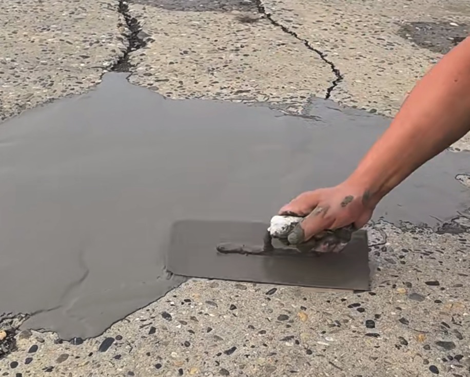 云林县CGM 高效薄层道路修补料（CGM 道路抢修料）